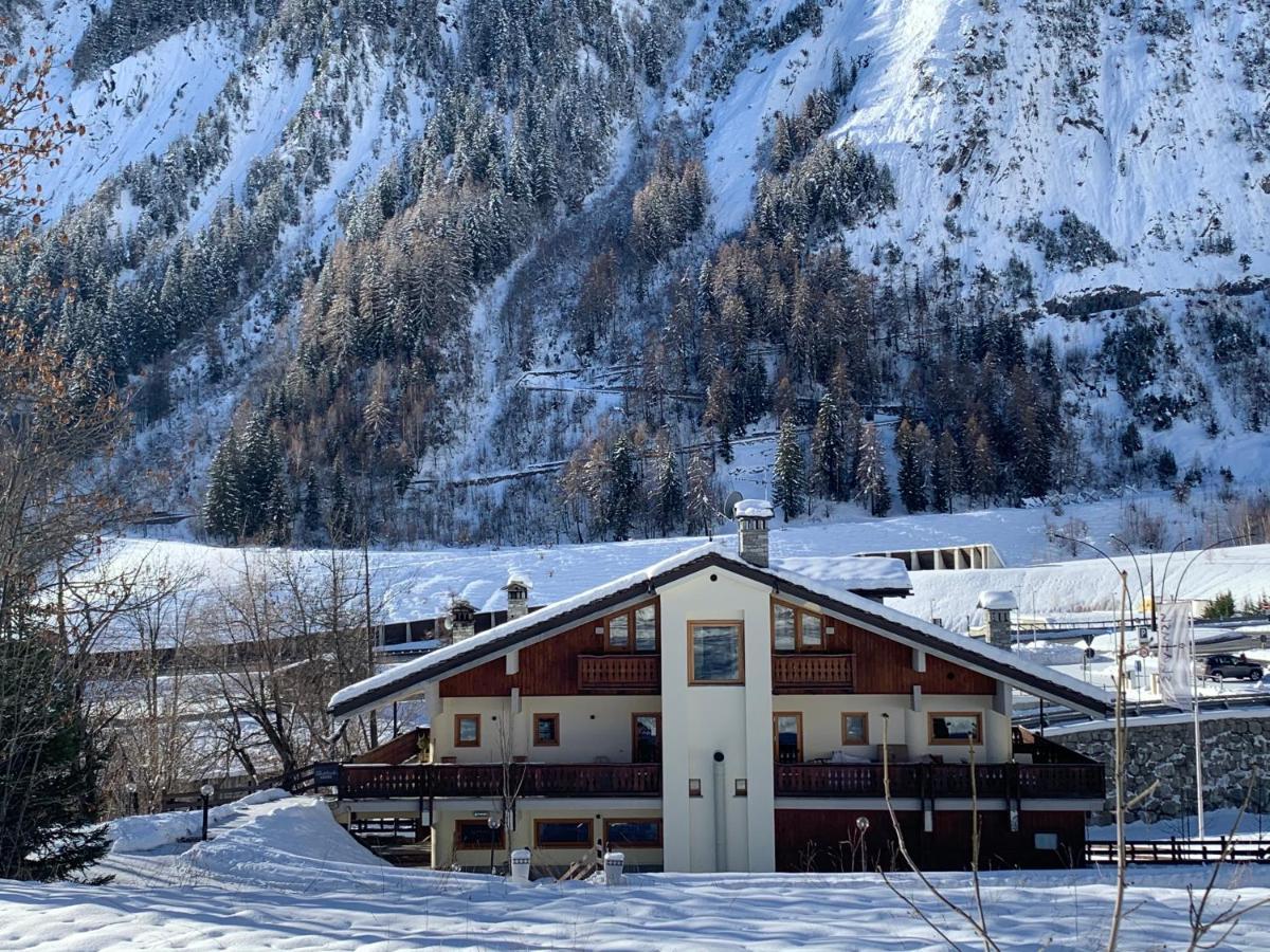 Shatush Hotel Courmayeur Buitenkant foto
