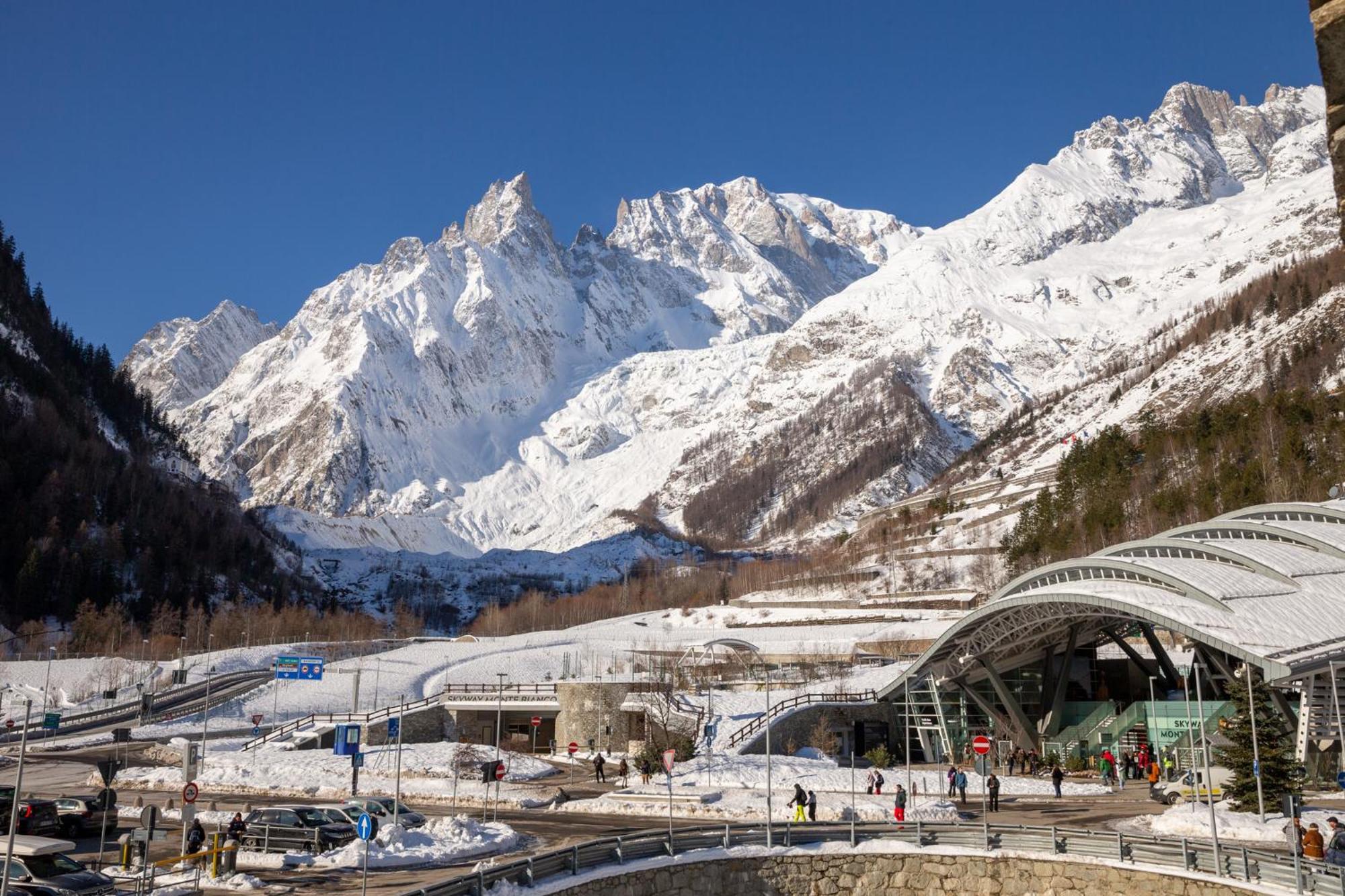 Shatush Hotel Courmayeur Buitenkant foto