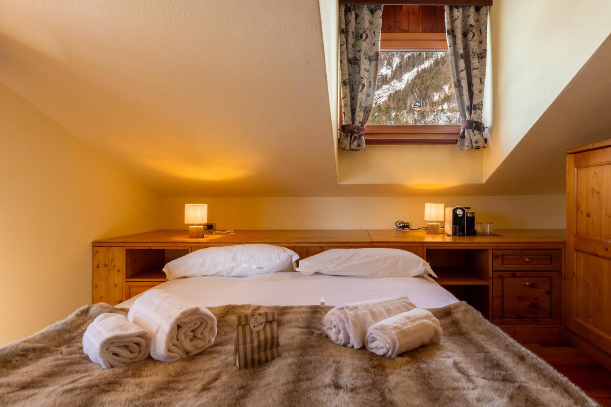 Shatush Hotel Courmayeur Buitenkant foto