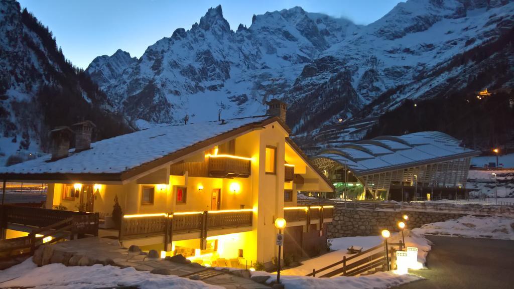Shatush Hotel Courmayeur Buitenkant foto